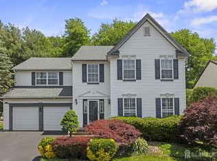 23 Aldingham Cir, East Brunswick, NJ 08816
