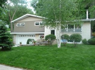 1160 2nd St, Baraboo, WI 53913