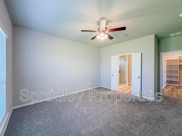 4816 Sparks Ln — Photo 16