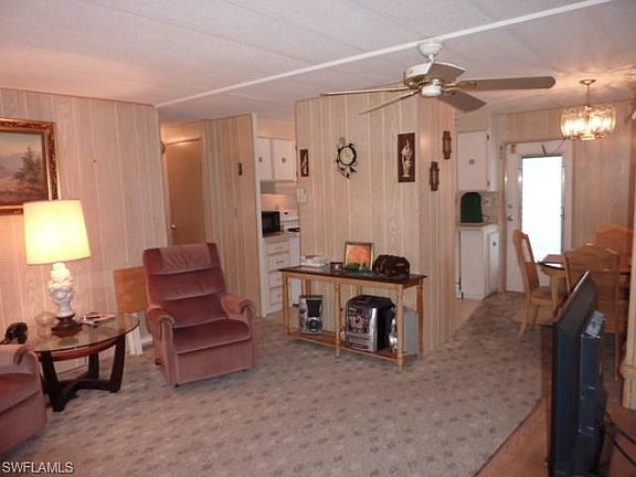 5th image of 12528 Jasmine Dr