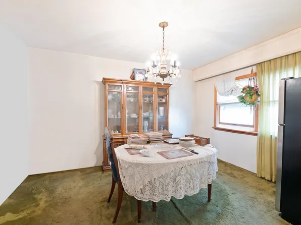 17 East 39th Street image 19 of 33