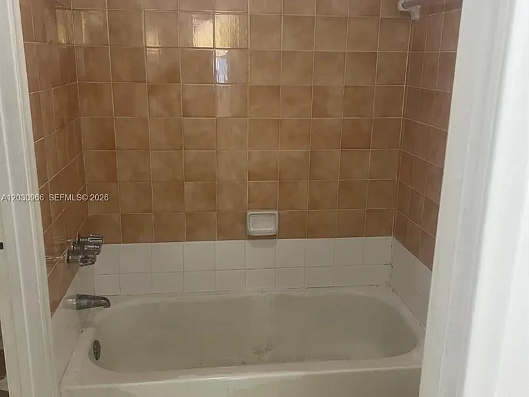 546 NW 114th Ave #202 — Photo 40