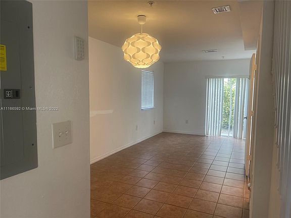 3rd image of 2078 NE 167th St #3-101