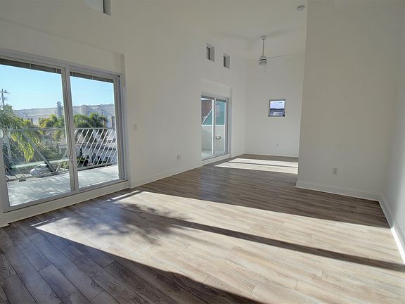 5th image of 1520 Jackson St #11064023