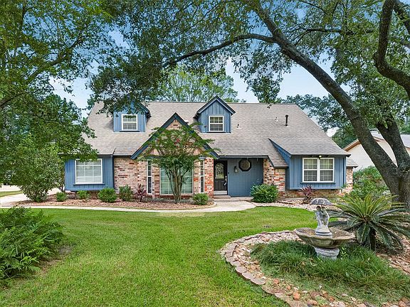 2nd image of 560 Savannah Park