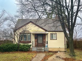 15314 Semrau Ave, Eastpointe, MI 48021