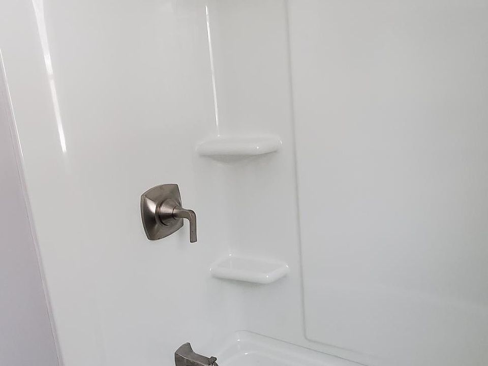 New tub/shower.