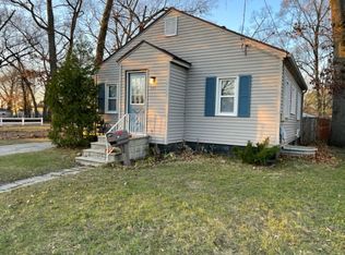 305 Crown St SW, Wyoming, MI 49548