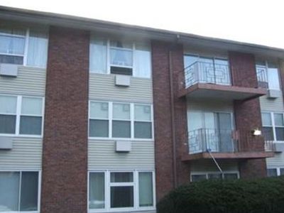 977 Westford St APT 11, Lowell, MA, 01851