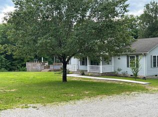 556 Red Hill Rd, Lewisburg, KY 42256