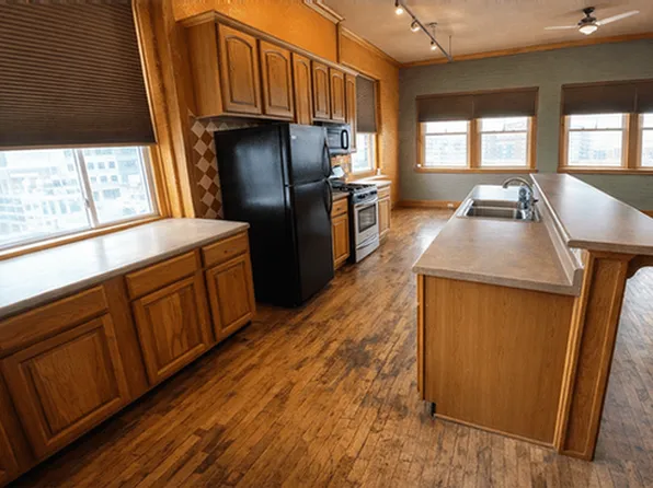 159 W Pearl St, Jackson, MI