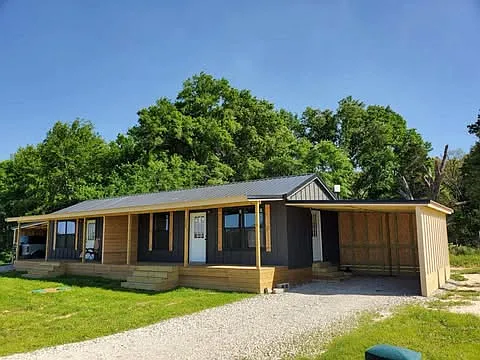 326 Private Road 6211