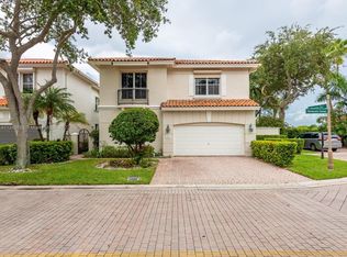1593 Breakwater Ter, Hollywood, FL 33019