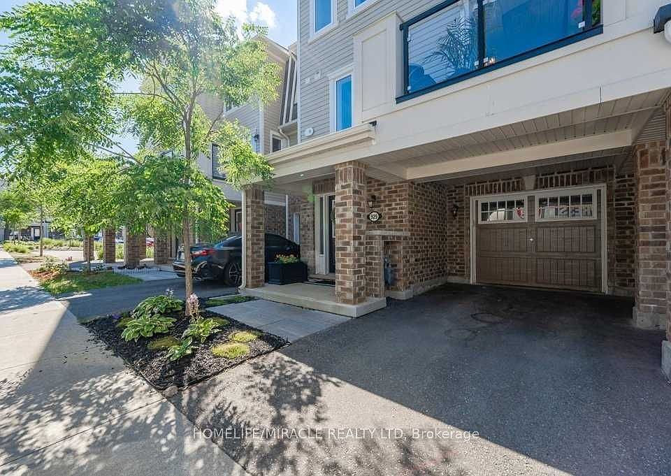 1st image of 929 Apple Hill Ln