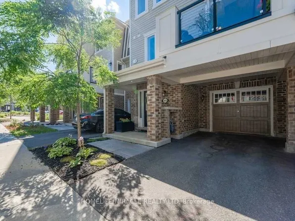 929 Apple Hill Ln, Kitchener, ON N2R 0L7