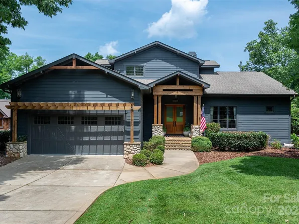 7221 High Point Ct, Charlotte, NC 28278