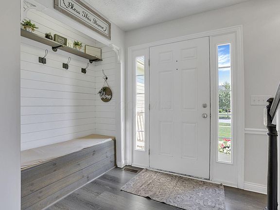 5th image of 572 Fields Meadow Dr