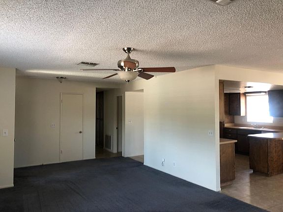 3rd image of 7995 Oxford Ave