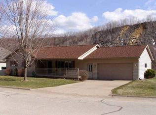 1610 49th Ave, Winona, MN 55987