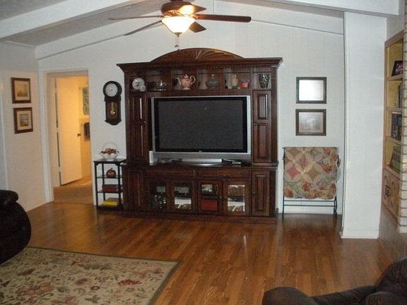 5th image of 4507 El Paso Ave