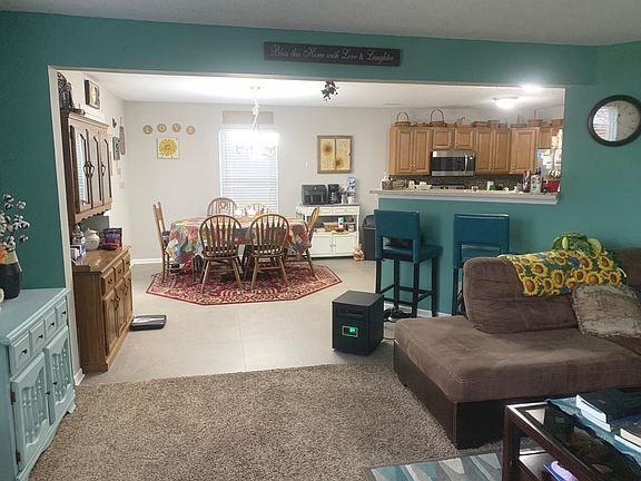 3rd image of 2151 Bridlewood Dr