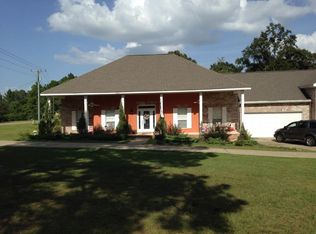 60 Winding Brook Dr, Sumrall, MS 39482