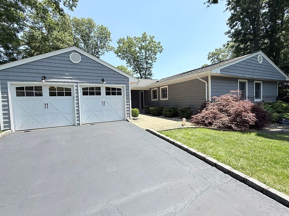 1st image of 19A Seward Ln