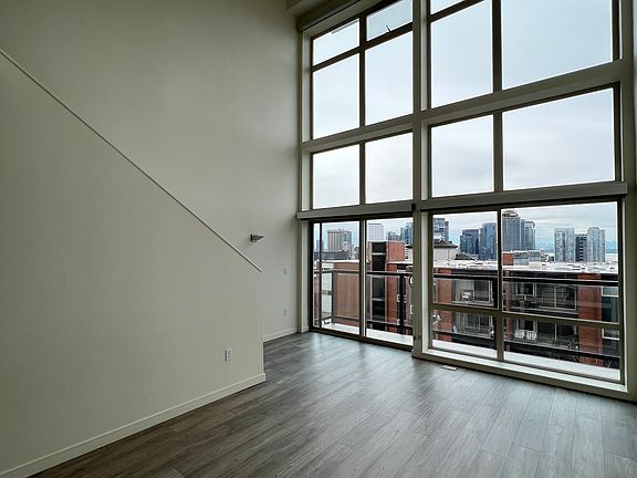 2nd image of 128 Harvard Ave E #402