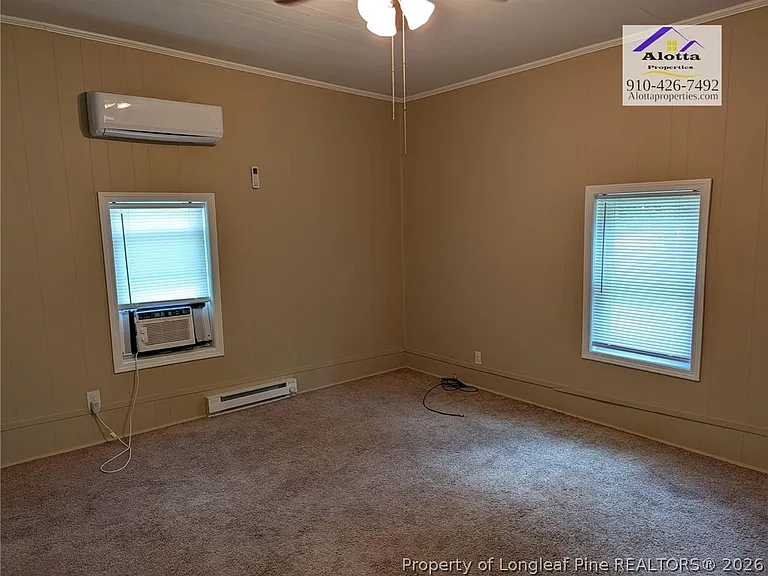 400 McLeod Rd — Photo 6