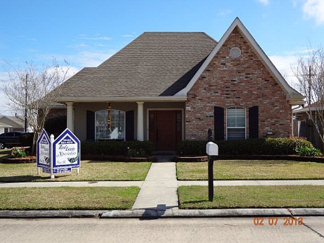 1st image of 124 Newsom Dr
