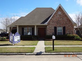 124 Newsom Dr, Houma, LA 70360