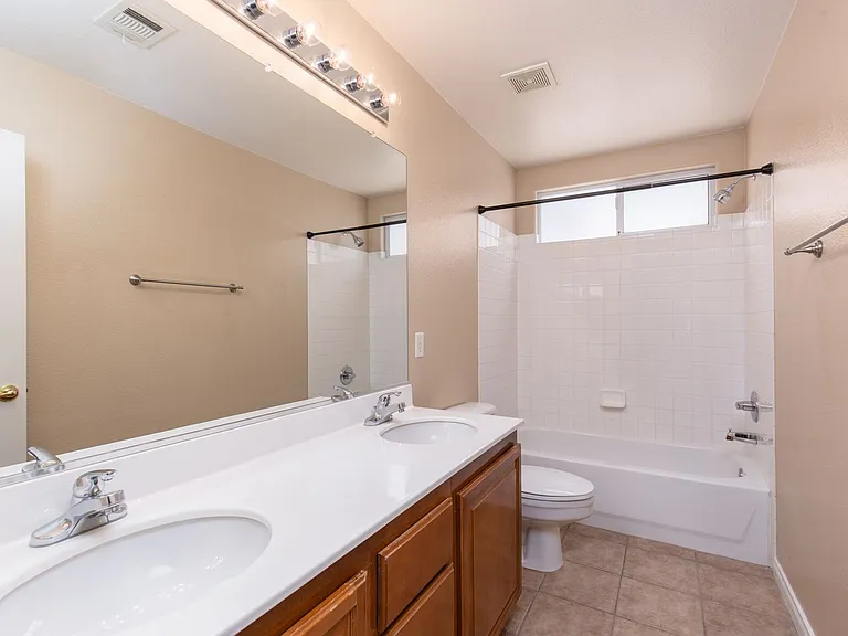 3078 Lenoir St — Photo 30