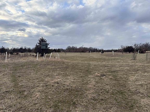 4th image of 44+/- Acres 14th Road