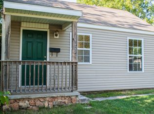 1717 W Thoman St, Springfield, MO 65803