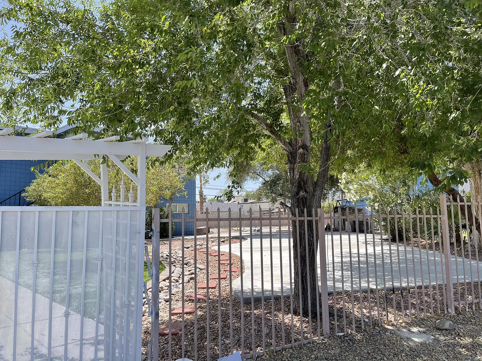 581 Northrop Avenue - 3 — Photo 2