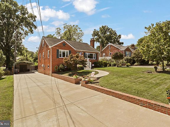 4th image of 2517 Phillips Dr