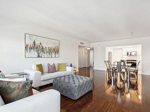 4th image of 3750 Galt Ocean Drive #1709