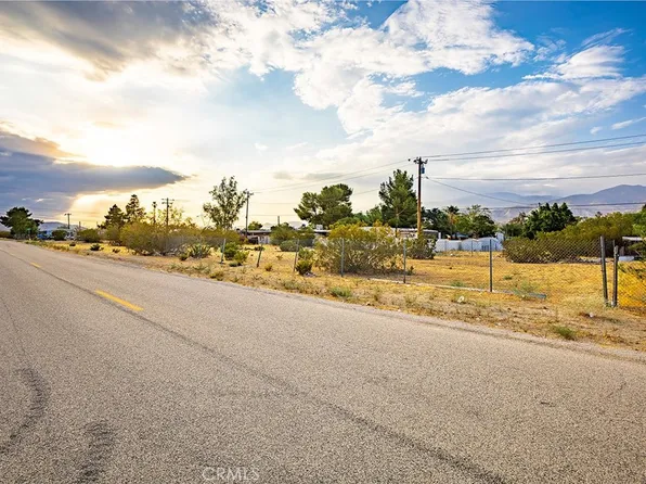 51860 Esperanza Ave #14, Cabazon, CA 92230