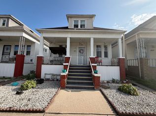 3870 Sobieski St, Hamtramck, MI 48212