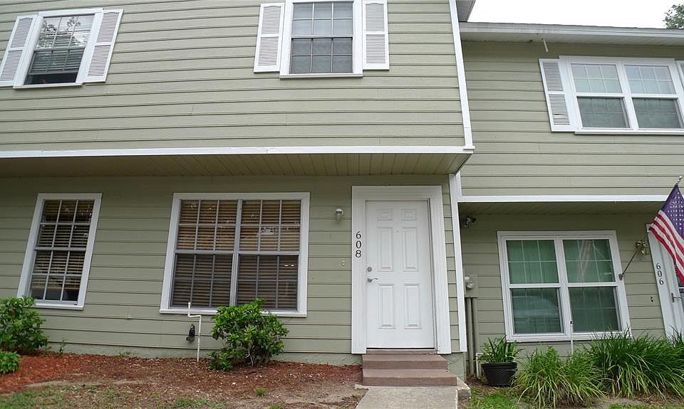 1st image of 608 Lynchburg Dr