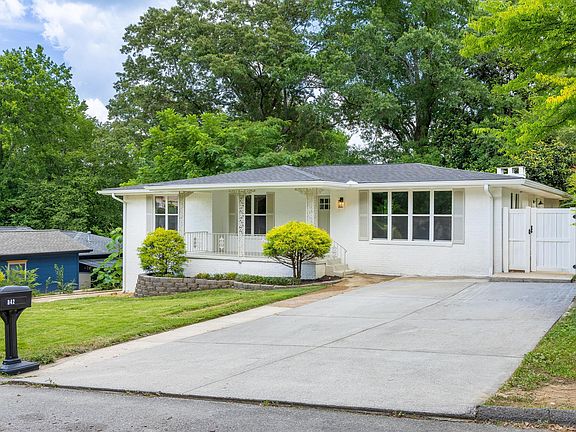5th image of 842 Brookfield Ave