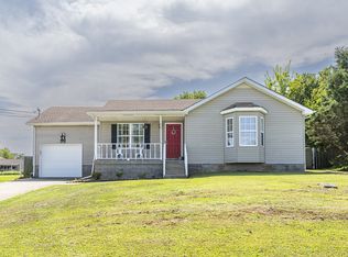 534 Indian Ave, Oak Grove, KY 42262