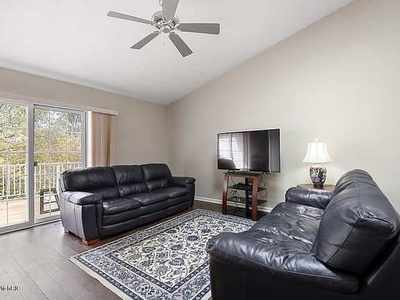 2nd image of 5551 Ivy Path #1114