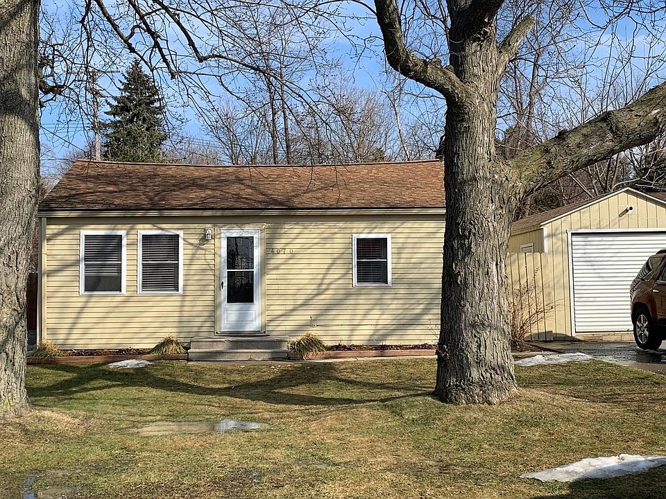 1st image of 4070 Manitoba St S