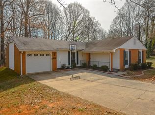 5895 Stanleyville Dr, Rural Hall, NC 27045