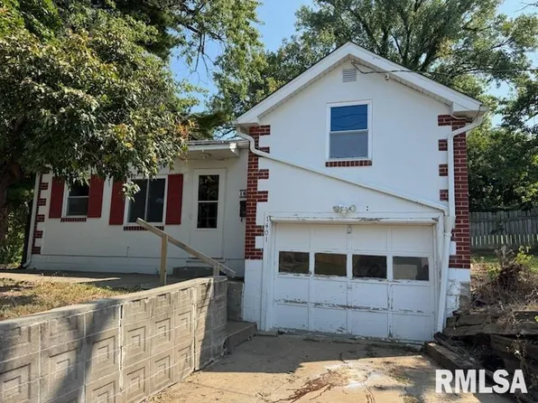 1401 S 16th St, Quincy, IL 62301