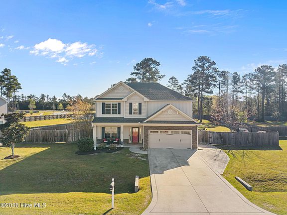 4th image of 303 Merrick Way