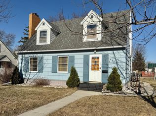 920 Arnold Ave N, Thief River Falls, MN 56701
