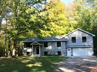 N3846 Traders Mine Rd, Iron Mountain, MI 49801