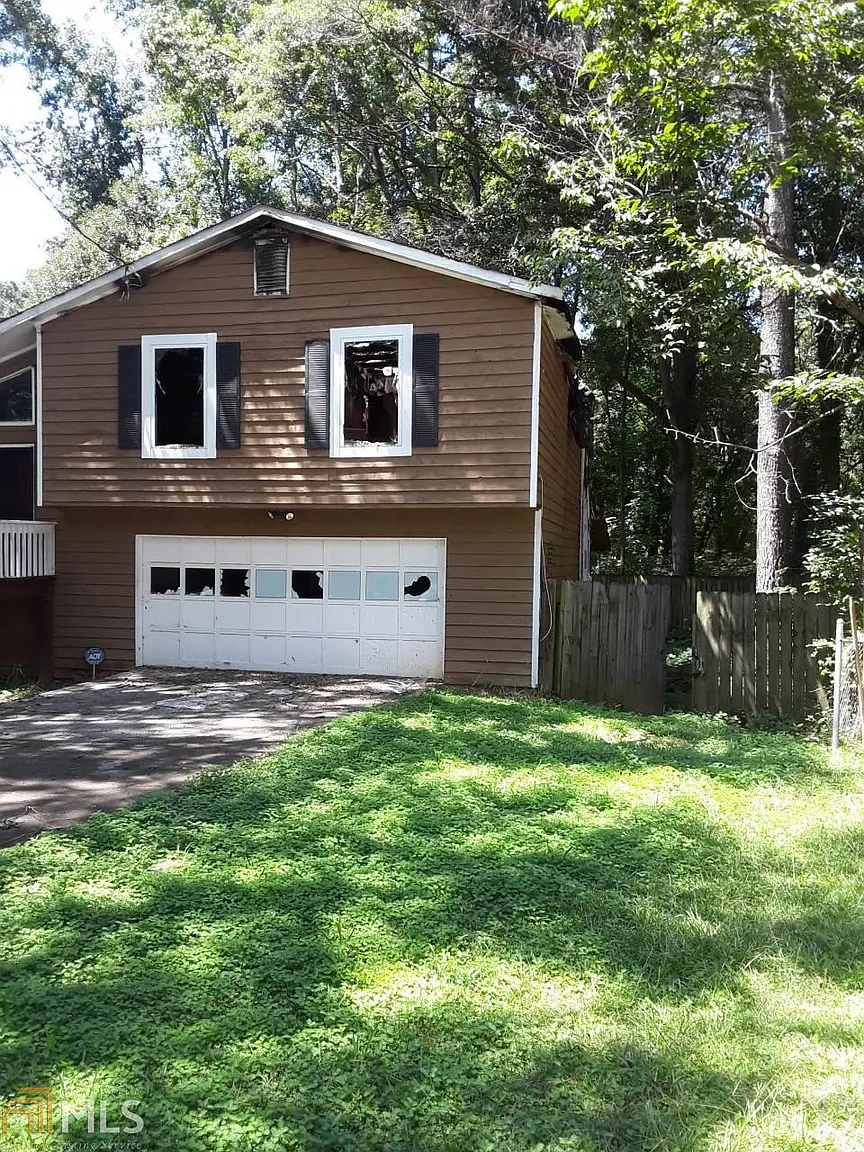 851 Sheppard Cv photo 1